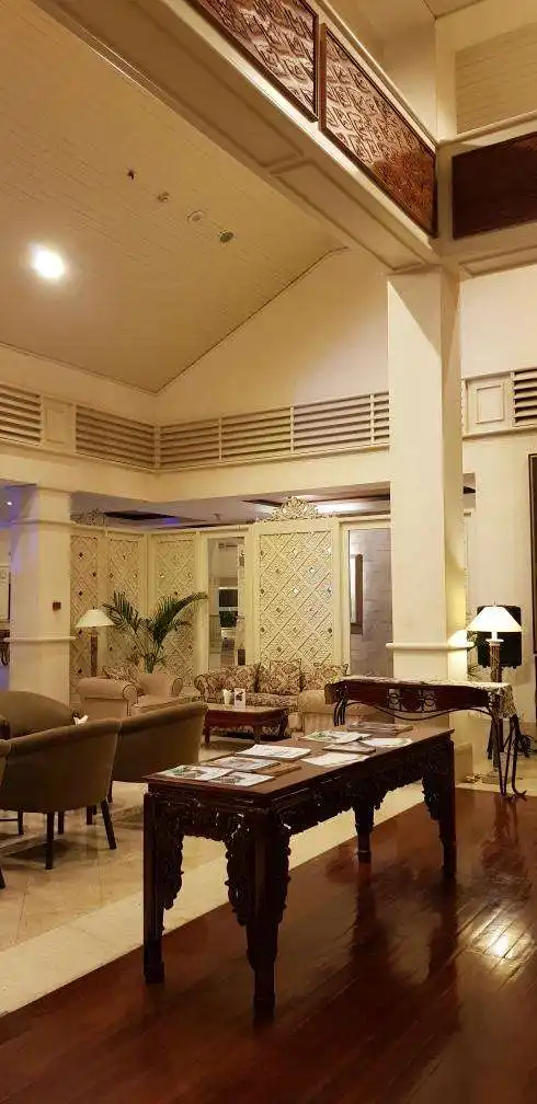 Gambar Makanan Maxis Lounge - Bandara International Hotel 3