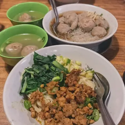 Baso & Mie Ayam Son Hajisony