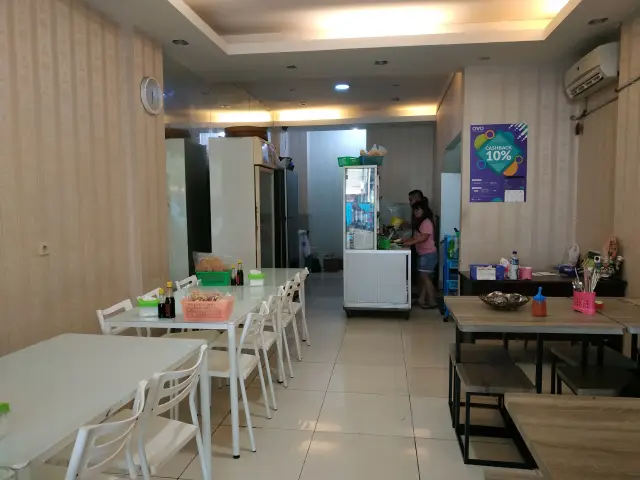 Gambar Makanan Rumah Makan Irtim Makassar 4