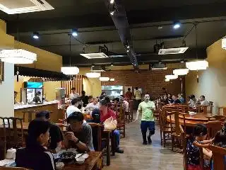 Hua Yu Ren Jia Restaurant (华豫人家中餐馆）