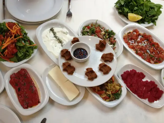 Muazzez Ersoy & Şenol Kolcuoğlu'nin yemek ve ambiyans fotoğrafları 23