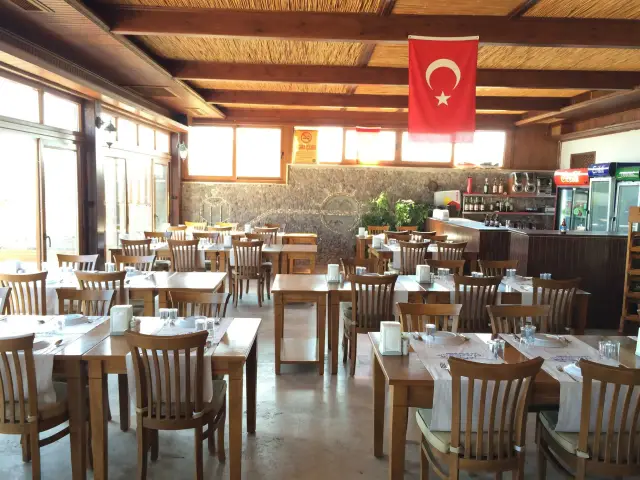 Fener Restaurant'nin yemek ve ambiyans fotoğrafları 2