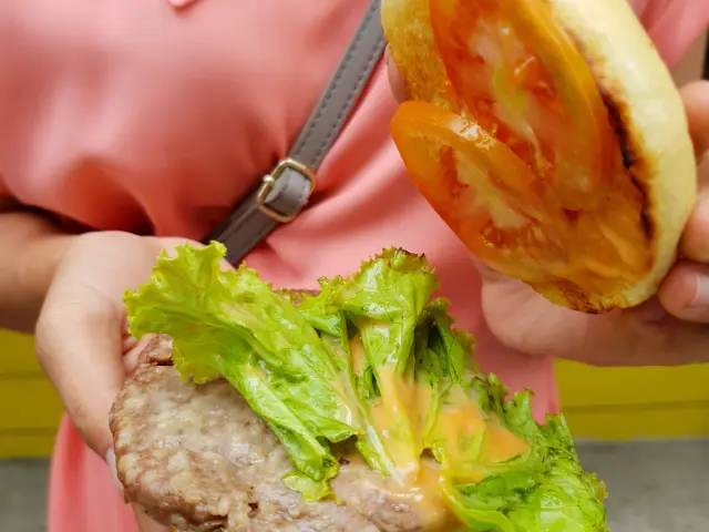 Gambar Makanan Dino Burger & Rice Steak 9