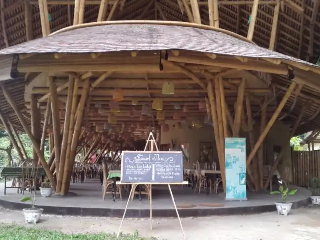 Gambar Makanan Kapal Bambu Restaurant 13
