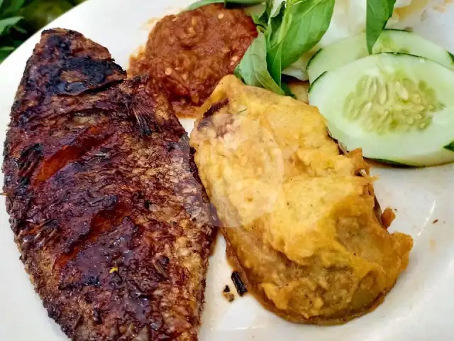 Gambar Makanan Ayam Bakar Sakera Sempaja & Ayam Geprek Mix Indomie, Wahid Hasyim 3