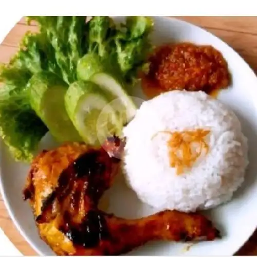 Gambar Makanan Pecel Lele Barokah, Benda 9