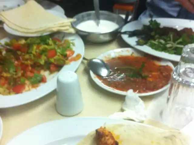 Adana Ocakbaşı'nin yemek ve ambiyans fotoğrafları 3