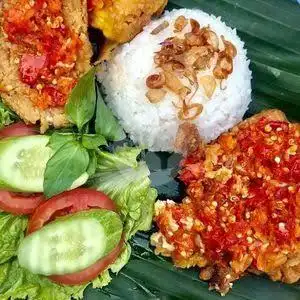 Gambar Makanan Ayam Penyet Cabe Ijo Ibu Ros 2, Kebon Sirih 15