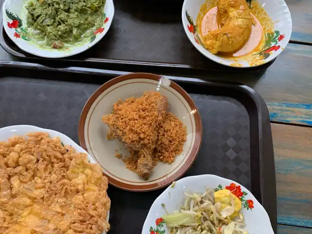 Gambar Makanan Kedai Nasi Bajamba Kapau 10