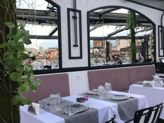 Ya Sonra Karaköy'nin yemek ve ambiyans fotoğrafları 3
