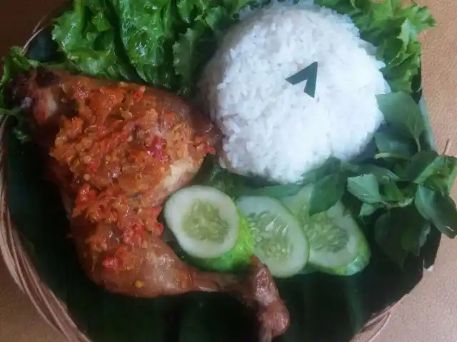Gambar Makanan Ayam dan Ikan Bakar "Segono" dan Pempek Palembang "Cek Rat" 5