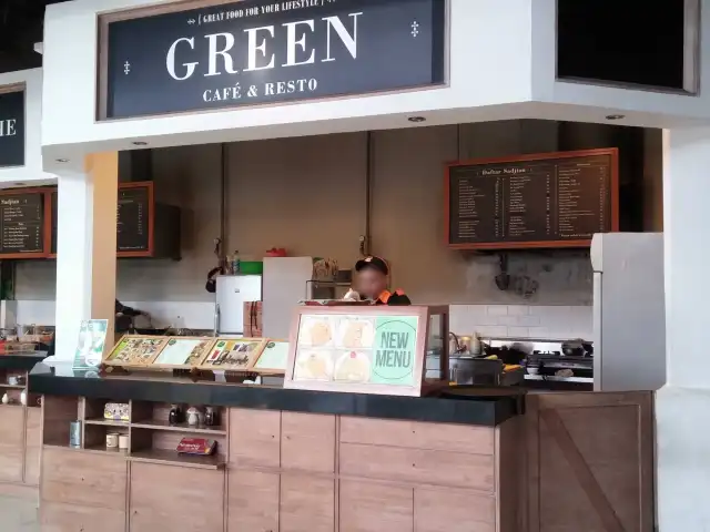 Gambar Makanan Green Cafe & Resto 3