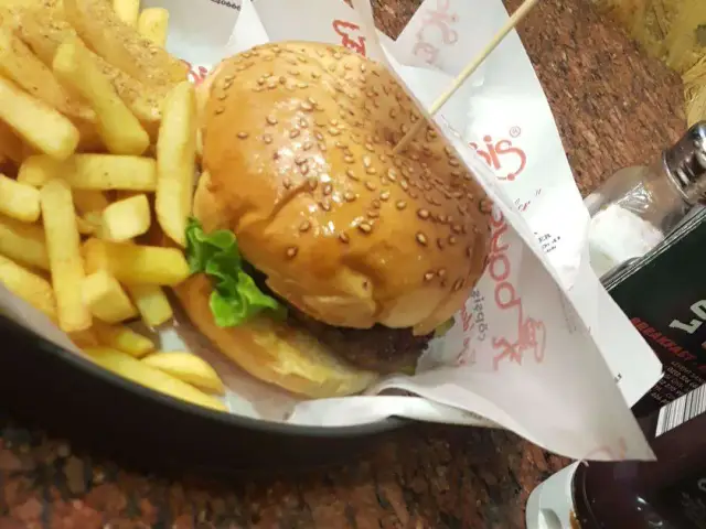 Loqum Burgers'nin yemek ve ambiyans fotoğrafları 8