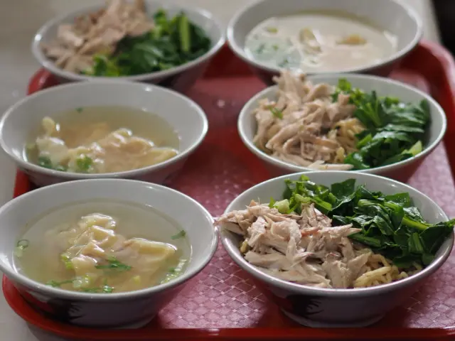 Gambar Makanan Bakmi Ayam Kampung Alek 10