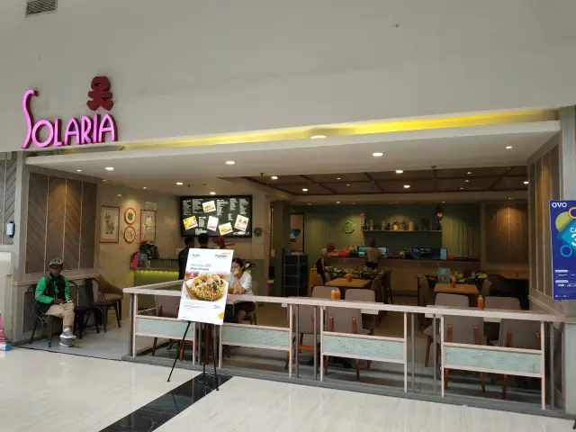 Gambar Makanan Solaria 11