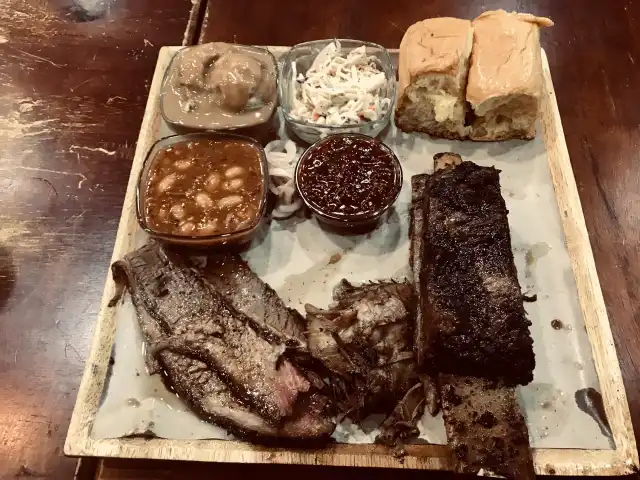 Swood Smokehouse Texas BBQ Food Photo 1