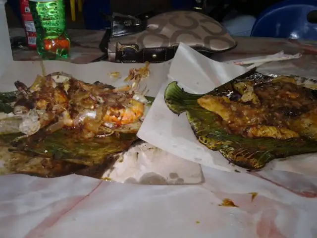 Medan Selera Tepian Tebrau Food Photo 8