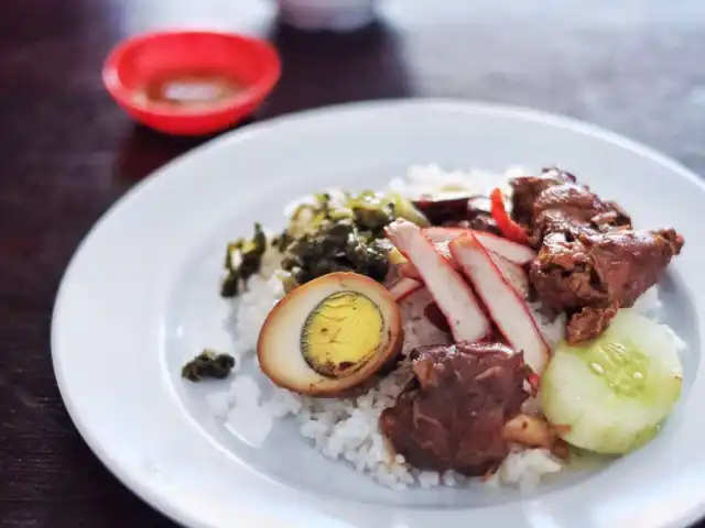 Gambar Makanan Nasi Campur Pontianak Wina 1