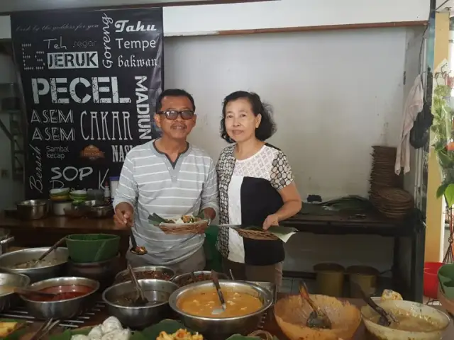 Gambar Makanan Pecel Dewi - Indonesian Restaurant 19