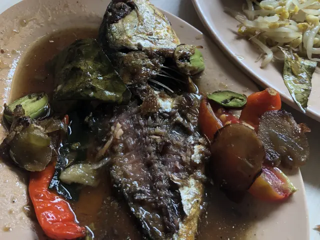 Gambar Makanan Warung Nasi Ampera 7