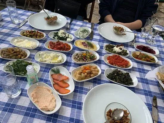 Giritli İstanbul'nin yemek ve ambiyans fotoğrafları 3
