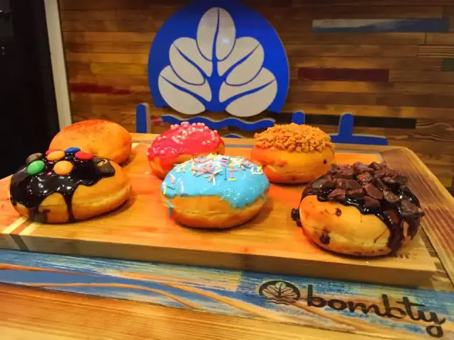 Bombty Coffee & Donut'nin yemek ve ambiyans fotoğrafları 3