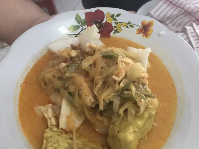 Gambar Makanan Nasi Uduk & Ketupat Sayur Encim Sukaria 18