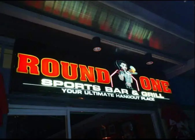 Round One Sports Bar & Grill