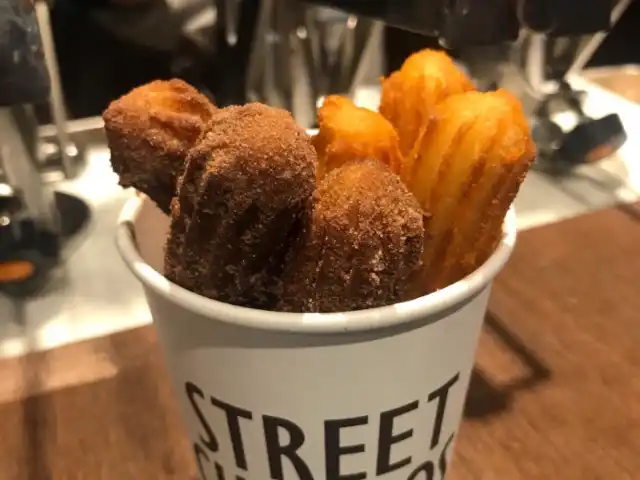 Street Churros Food Photo 11