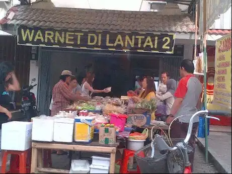 Jajanan Pasar Pagi mulyosari