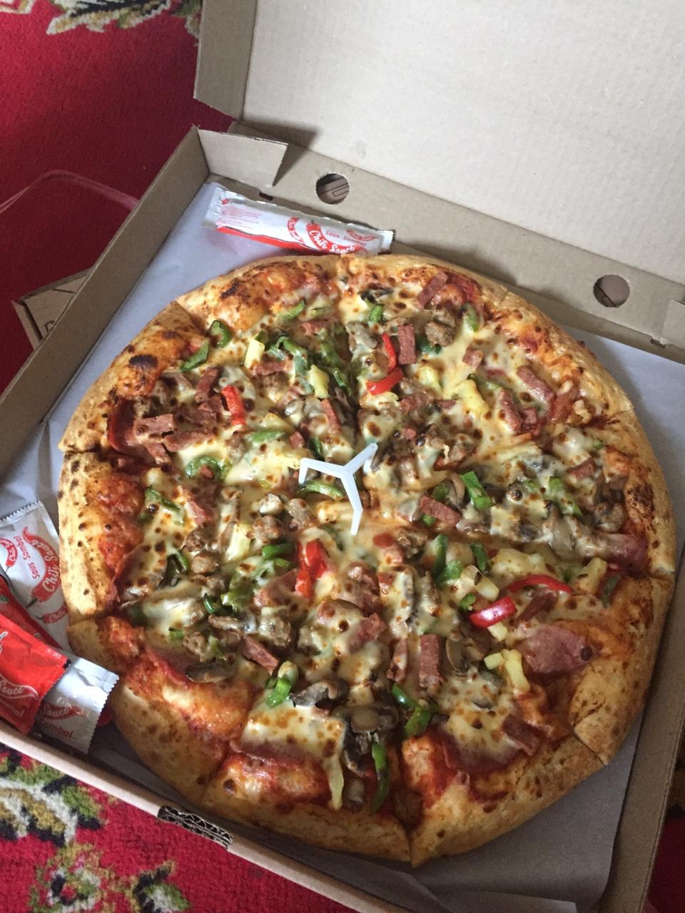 Pizza Hut Delivery (PHD) terdekat Restoran dan Tempat Makan