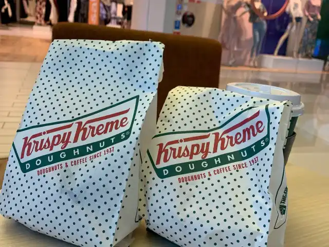 Krispy Kreme Doughnuts Food Photo 8