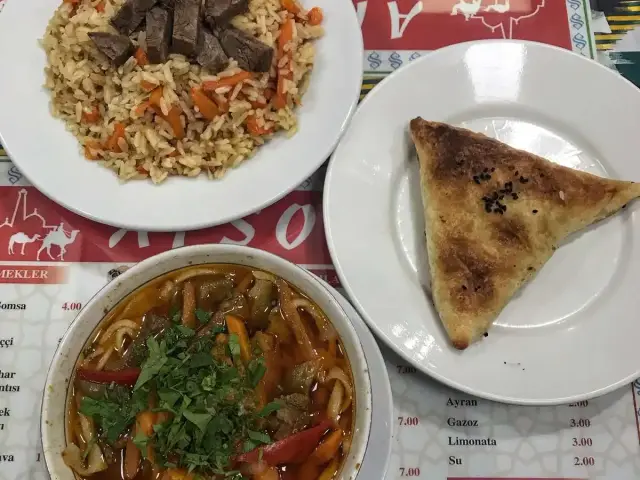Afsona Ozbek Restaurant'nin yemek ve ambiyans fotoğrafları 18