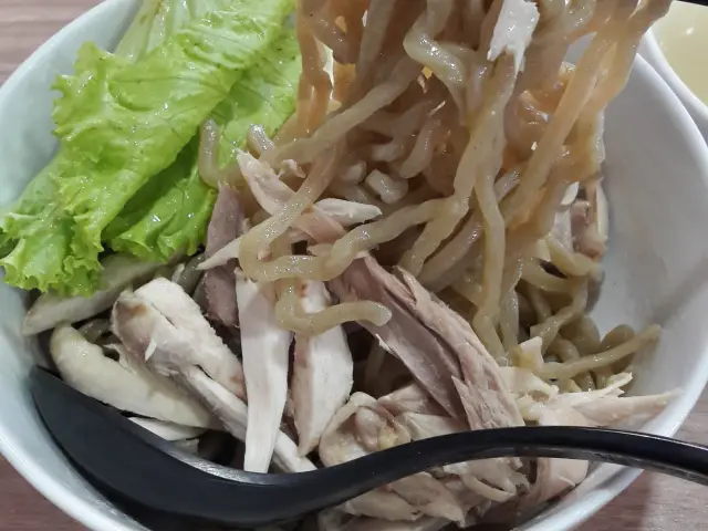 Gambar Makanan Bakmi Karet Bu Kur Ayam Kampung 8