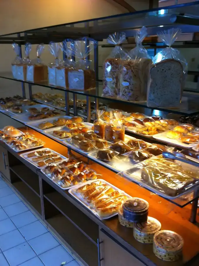 Isadeli Bakery