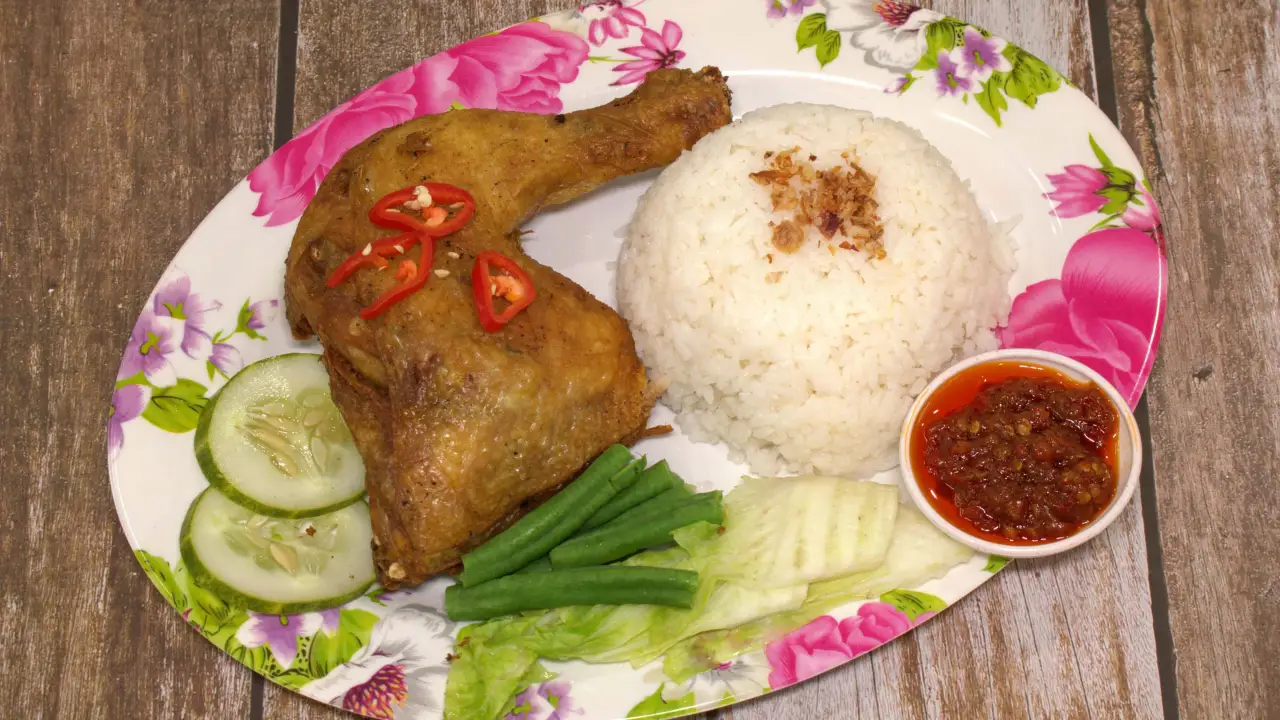 Ayam Penyet @ 88 Cafe