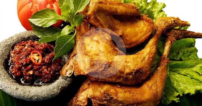 Gambar Makanan Ayam Goreng Nyamleng Roso, Antasari 1