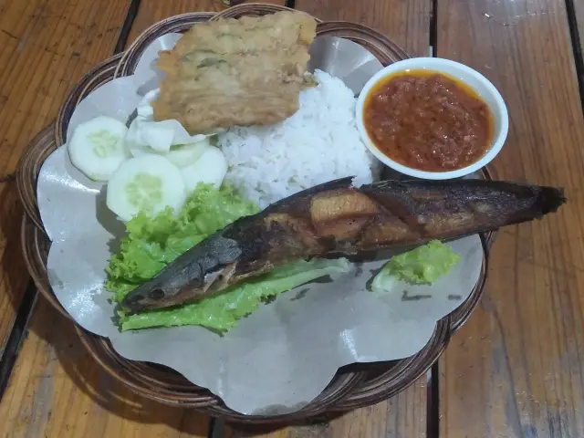 Gambar Makanan Ayam Geprek Samara 7