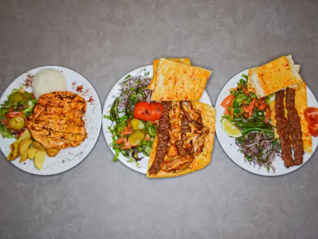 Uzunyalı Tantuni & Kebap & Izgara'nin yemek ve ambiyans fotoğrafları 1