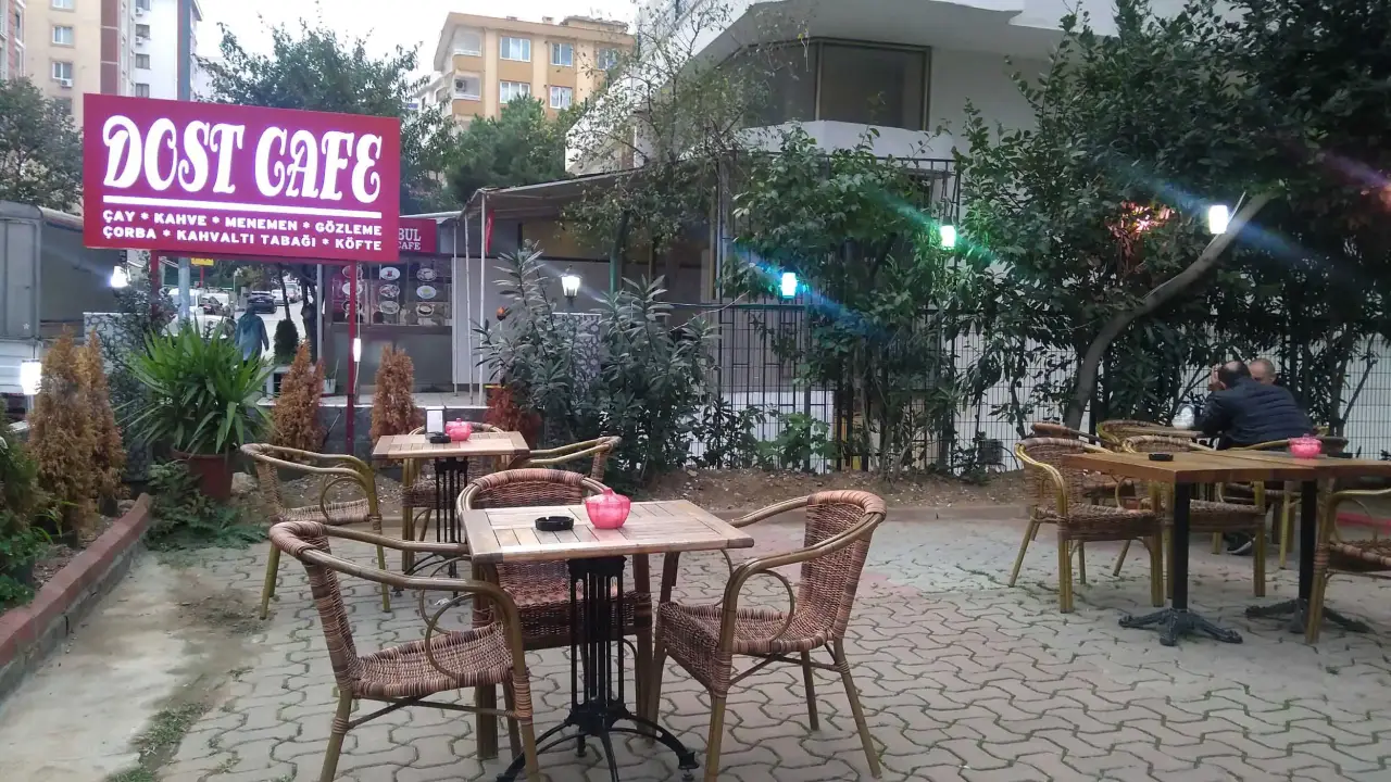 Dost Cafe