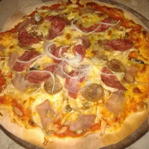 Gambar Makanan Home Pizza, Semat Raya 17