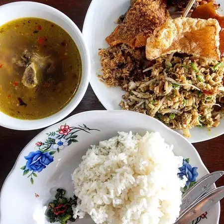 Gambar Makanan Warung Babi Guling Amerta Sari 10