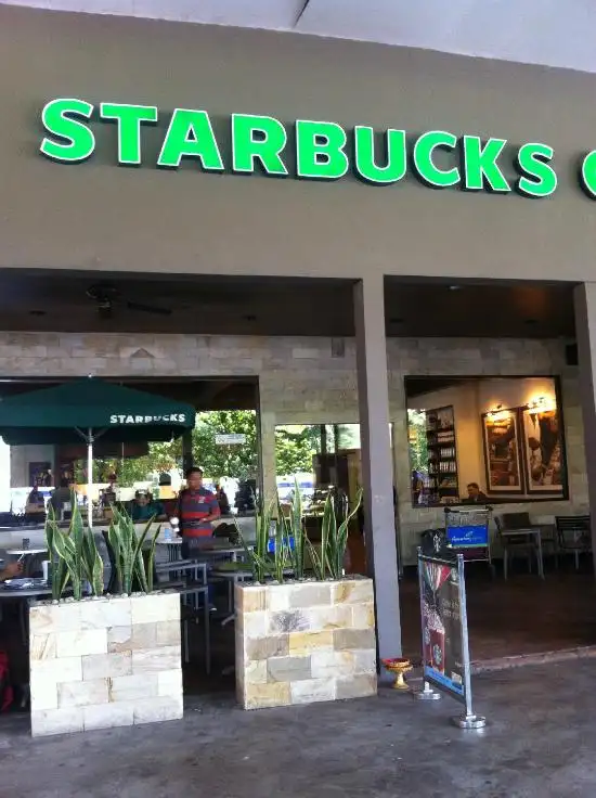 Gambar Makanan Starbucks Ngurah Rai 12