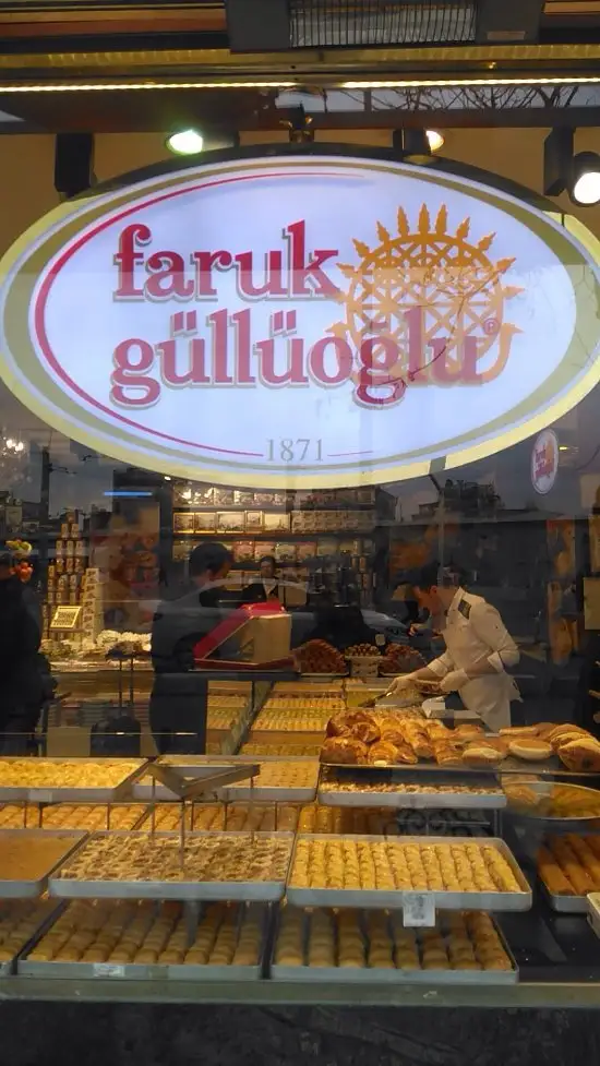 Faruk Güllüoğlu Vatan'nin yemek ve ambiyans fotoğrafları 8