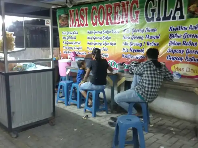 Gambar Makanan Nasi Goreng Gila 3