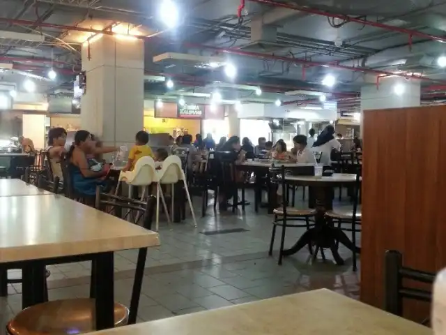 Kompleks Karamunsing Food Court