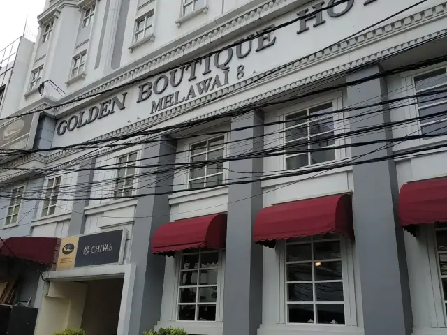 Gambar Makanan Studio 21 Lounge - Golden Boutique Hotel 3