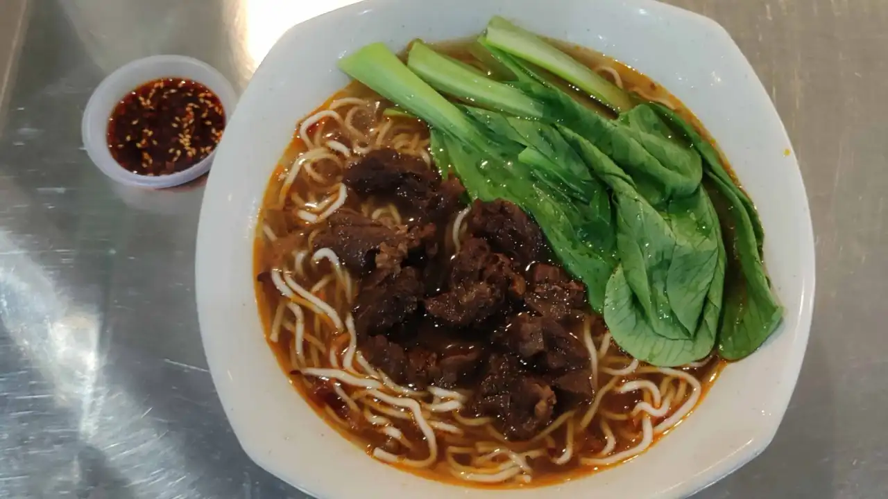 Chinese Dumplings Beef Noodles @ The Best Corner 2