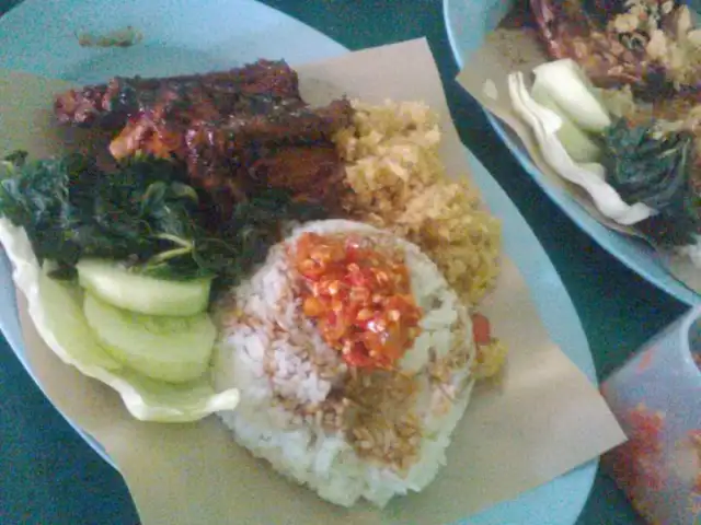 Gambar Makanan Ayam & Bebek Goreng Bu Tum 2