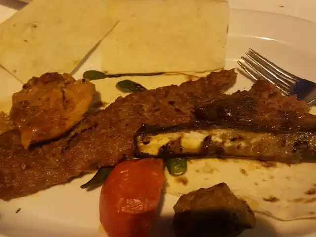 Tarihi Adana Kazancılar Kebapçısı'nin yemek ve ambiyans fotoğrafları 2